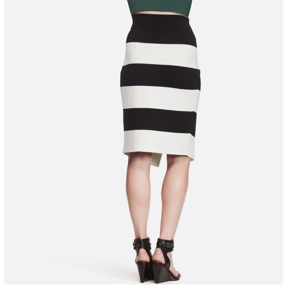 A.L.C. Black & White Chevron Stripe Knit Skirt Asymmetrical Hem Womens - Picture 4 of 12